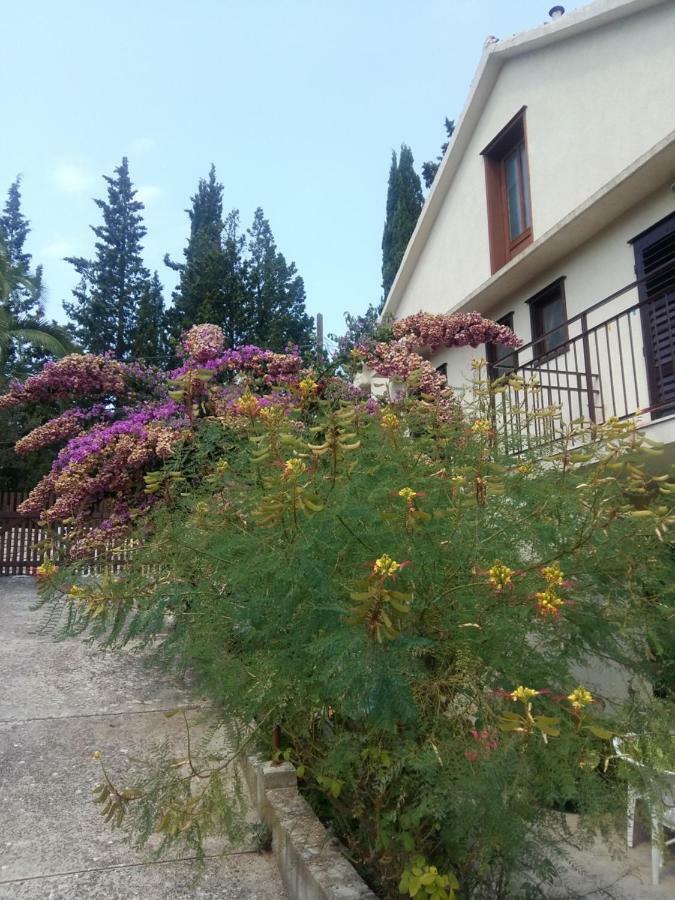 苏提万Manda Ljubetic公寓 外观 照片